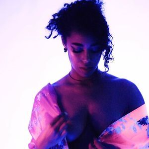 Meet your Posher, Monique